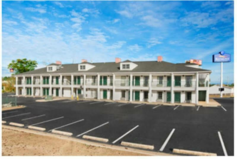 Baymont By Wyndham Warner Robins Motel Dış mekan fotoğraf